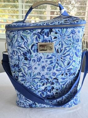 Lilly Pulitzer Insulated Cooler Bag Blue Floral Beach Picnic Concert In The Park